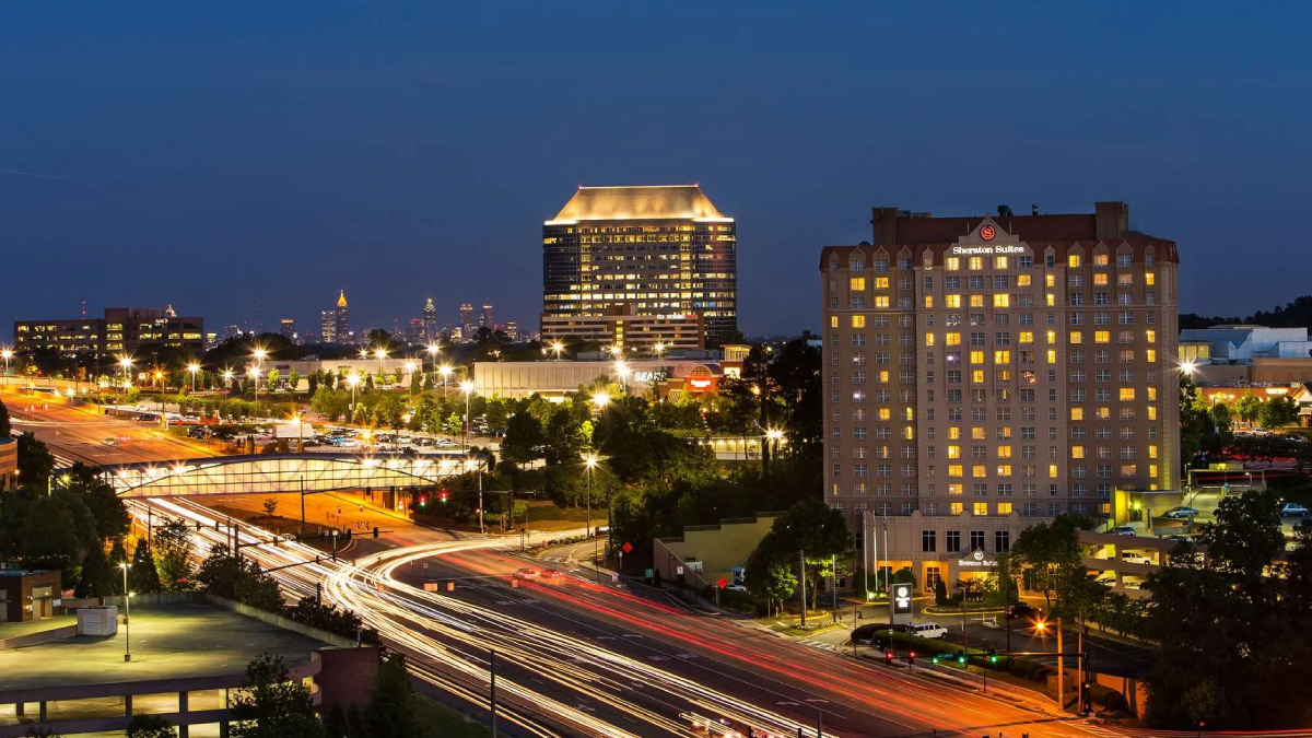 High Street Atlanta – Explore Elegance with Black Car & Limo Services