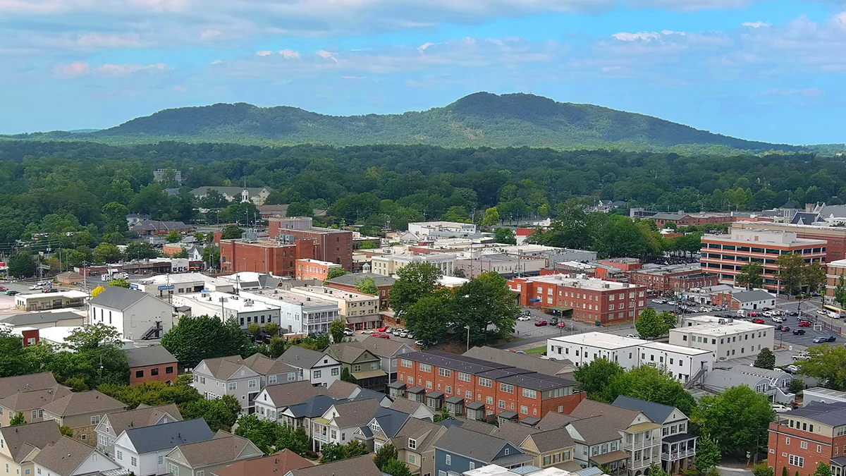 Executive Transportation from Atlanta Airport to Marietta – Reliable Rides for Every Traveler